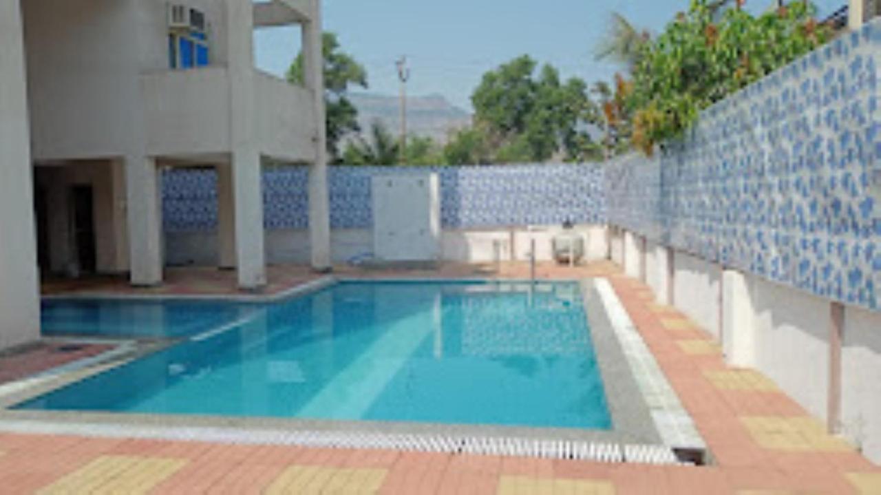 Janavi Resort Нерал Екстериор снимка